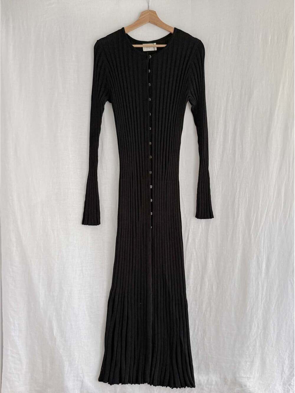 DISSH (NWT) - SIZE S